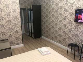 Отель HOTEL FREEDOM 1 Пицунда Трехместный номер-5